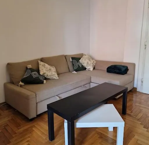 Casa A Portaportese
